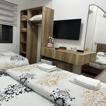 Lola'S Rooms Αργυρόκαστρο Εξωτερικό φωτογραφία