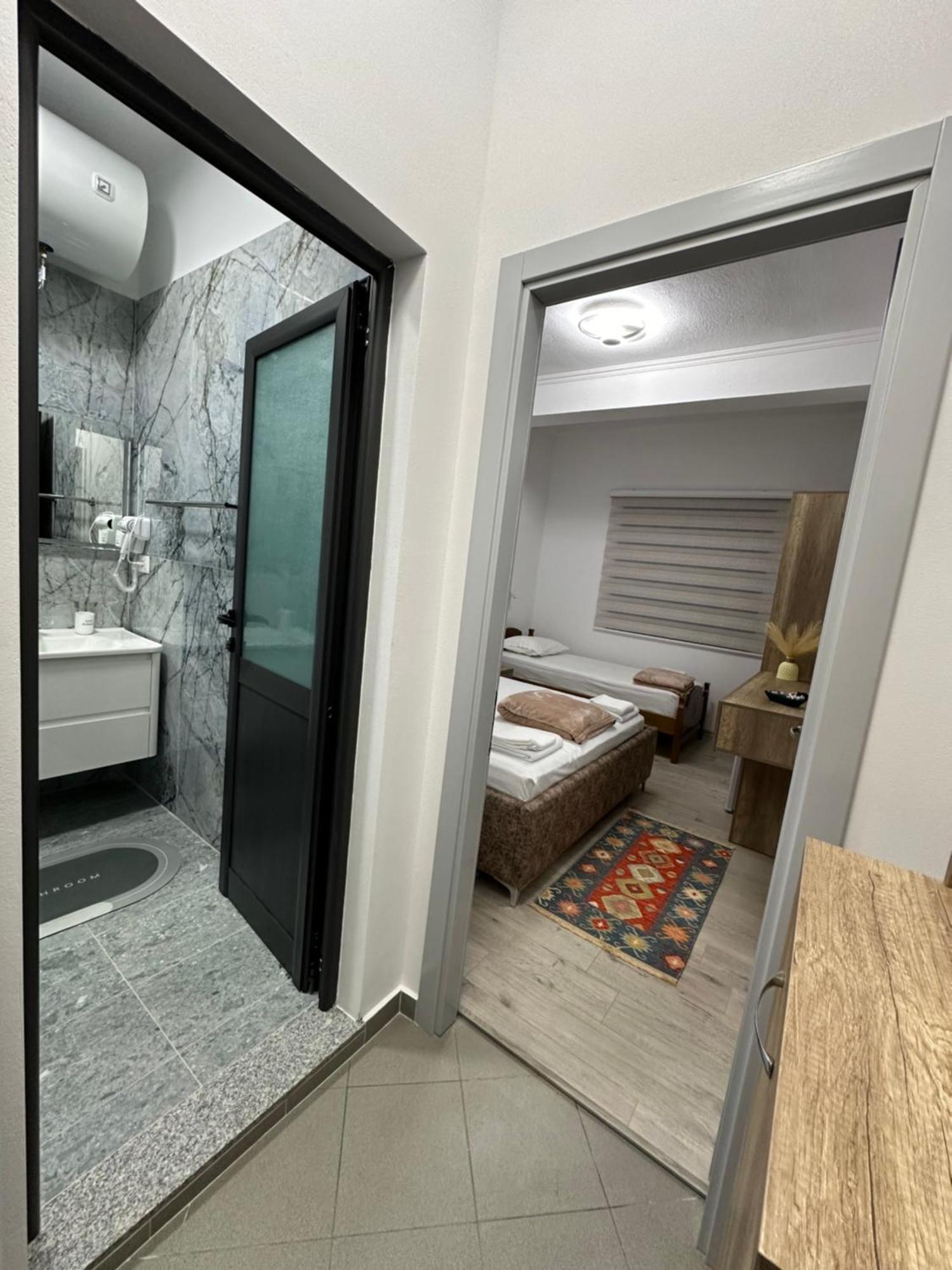 Lola'S Rooms Αργυρόκαστρο Εξωτερικό φωτογραφία