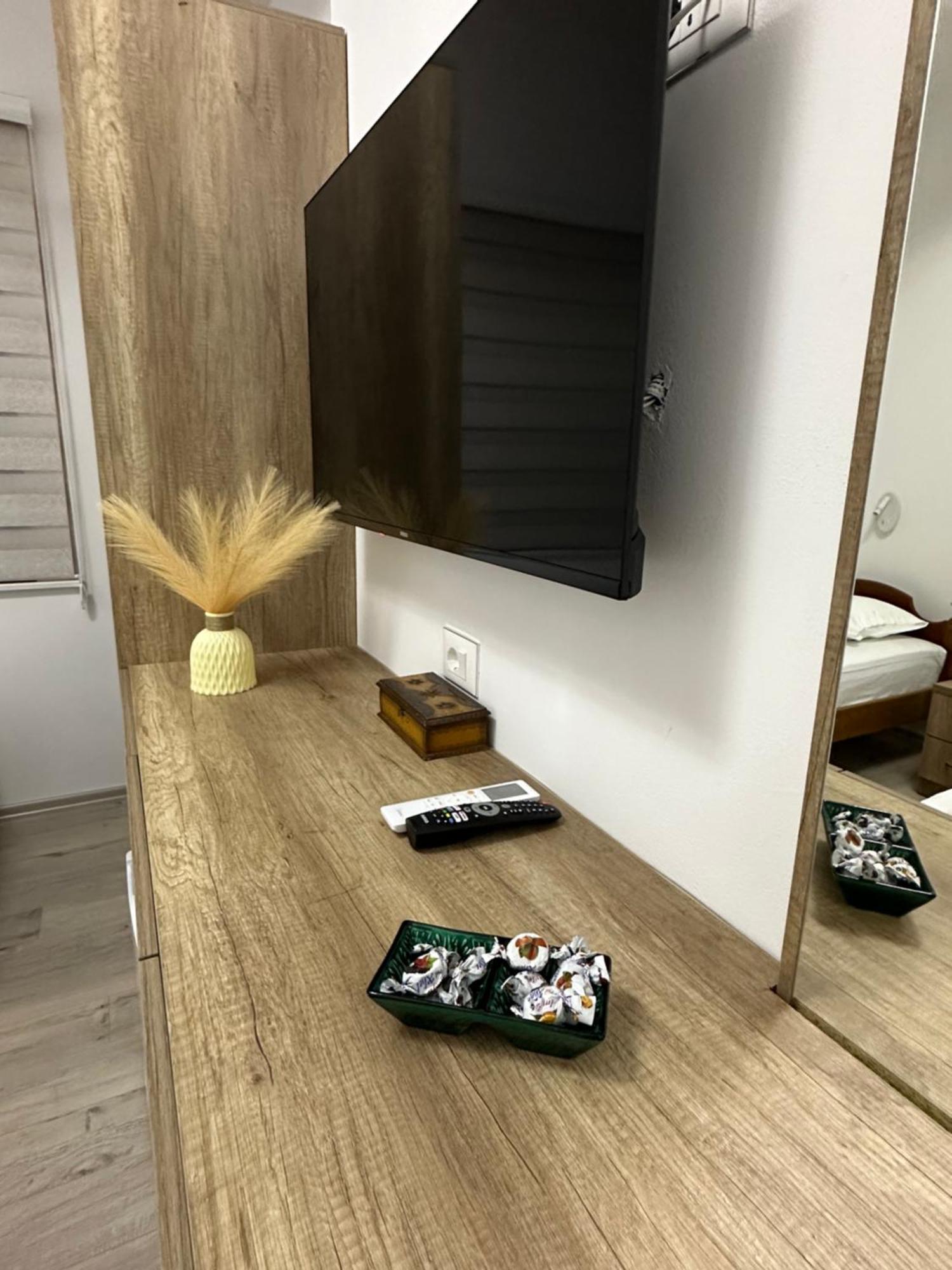 Lola'S Rooms Αργυρόκαστρο Εξωτερικό φωτογραφία