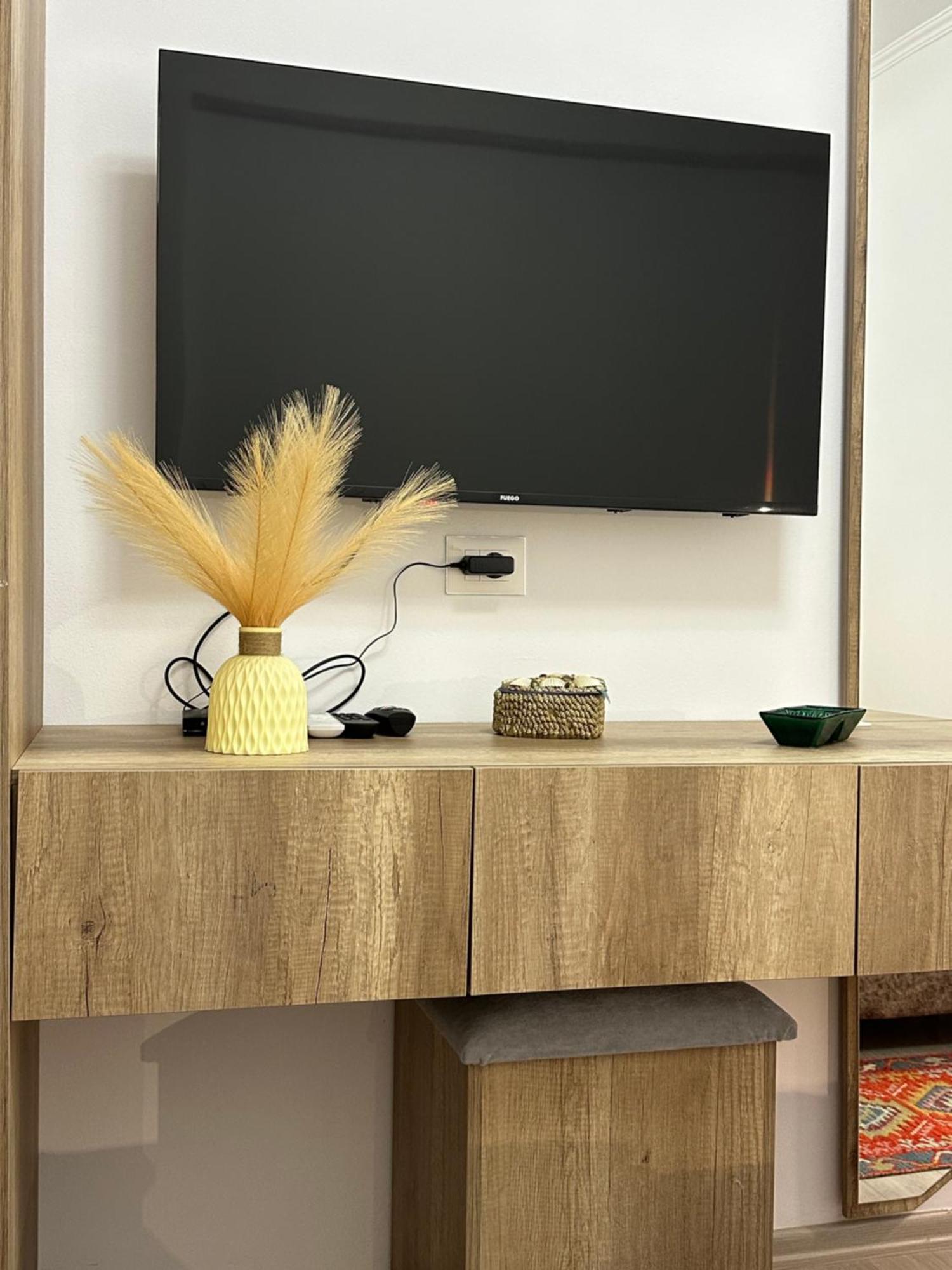 Lola'S Rooms Αργυρόκαστρο Εξωτερικό φωτογραφία