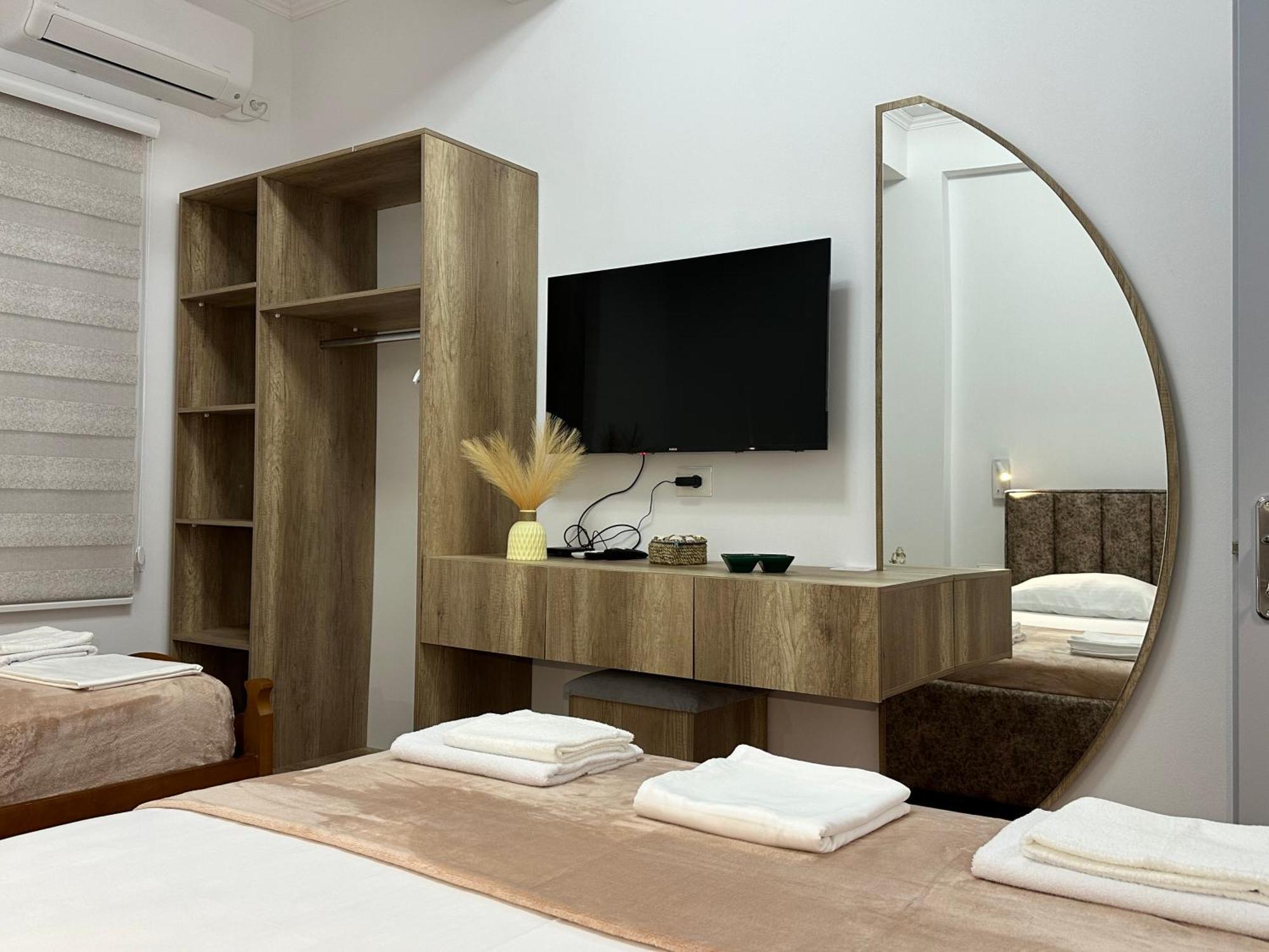 Lola'S Rooms Αργυρόκαστρο Εξωτερικό φωτογραφία